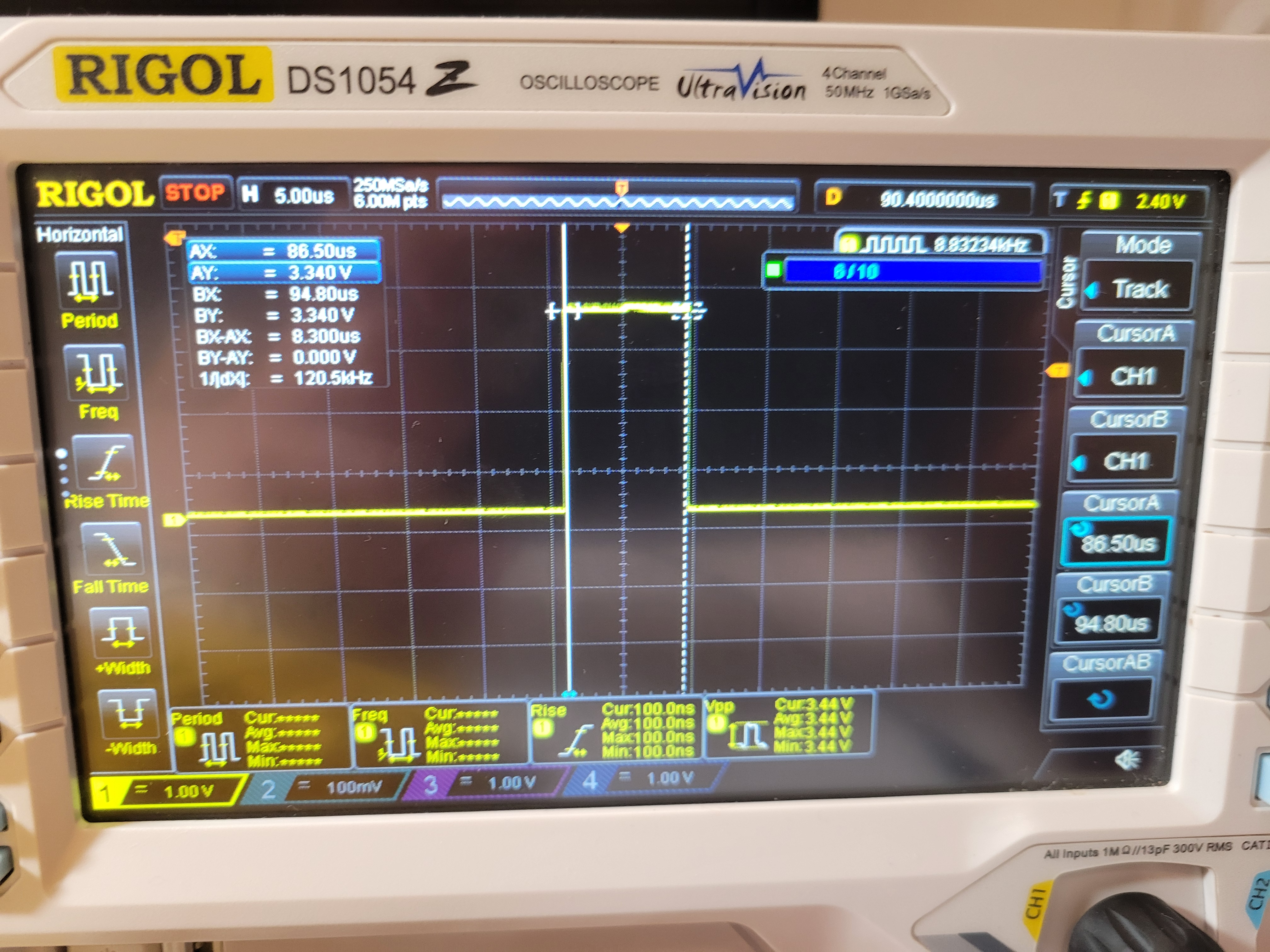 rigol_ds1054z_serial_waveform.png